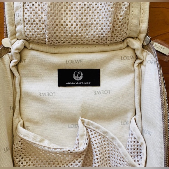 Loewe Travel toiletries/cosmetic bag new - Picture 5 of 10